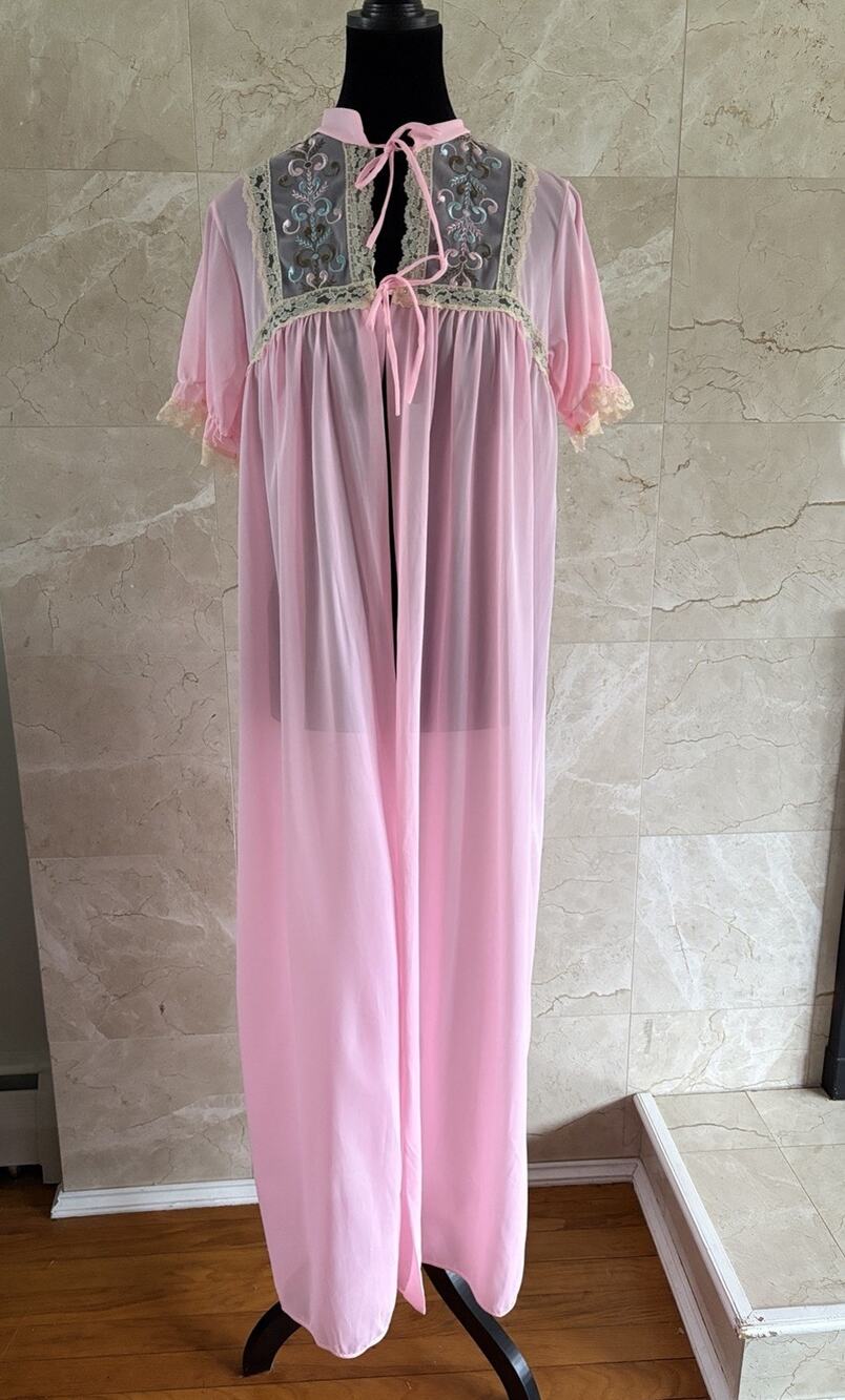 VTG 60s Shadowline Peignoir Robe — Large Pink Nylon Sheer Dramatic Coquette USA